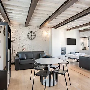 Loft Santa Chiara - Affitti Brevi Italia , Lucca Italia