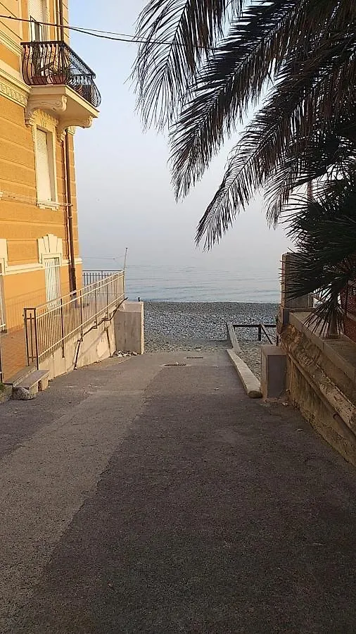 Seaside House-Casa sul mare Appartamento Varazze